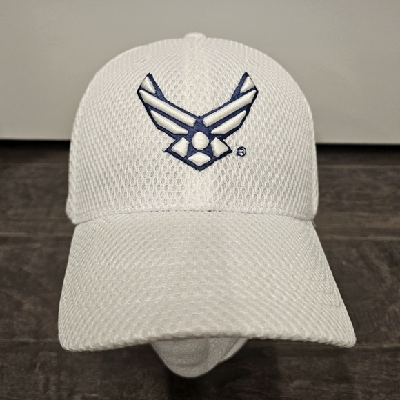 New Officially Licensed U.S. Air Force White Mesh Cap Blue & White Logo - Picture 1 of 8